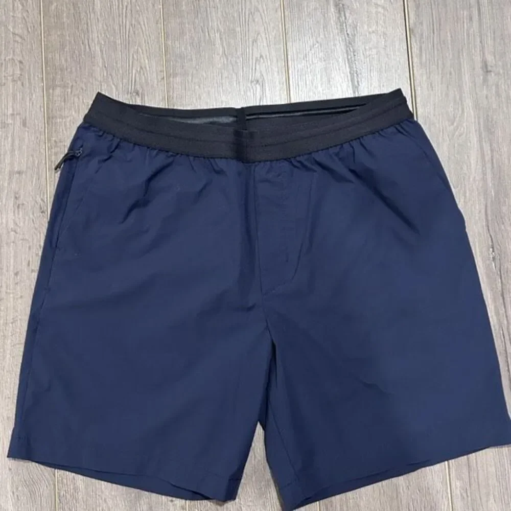 Banana Republic Short se LARGE